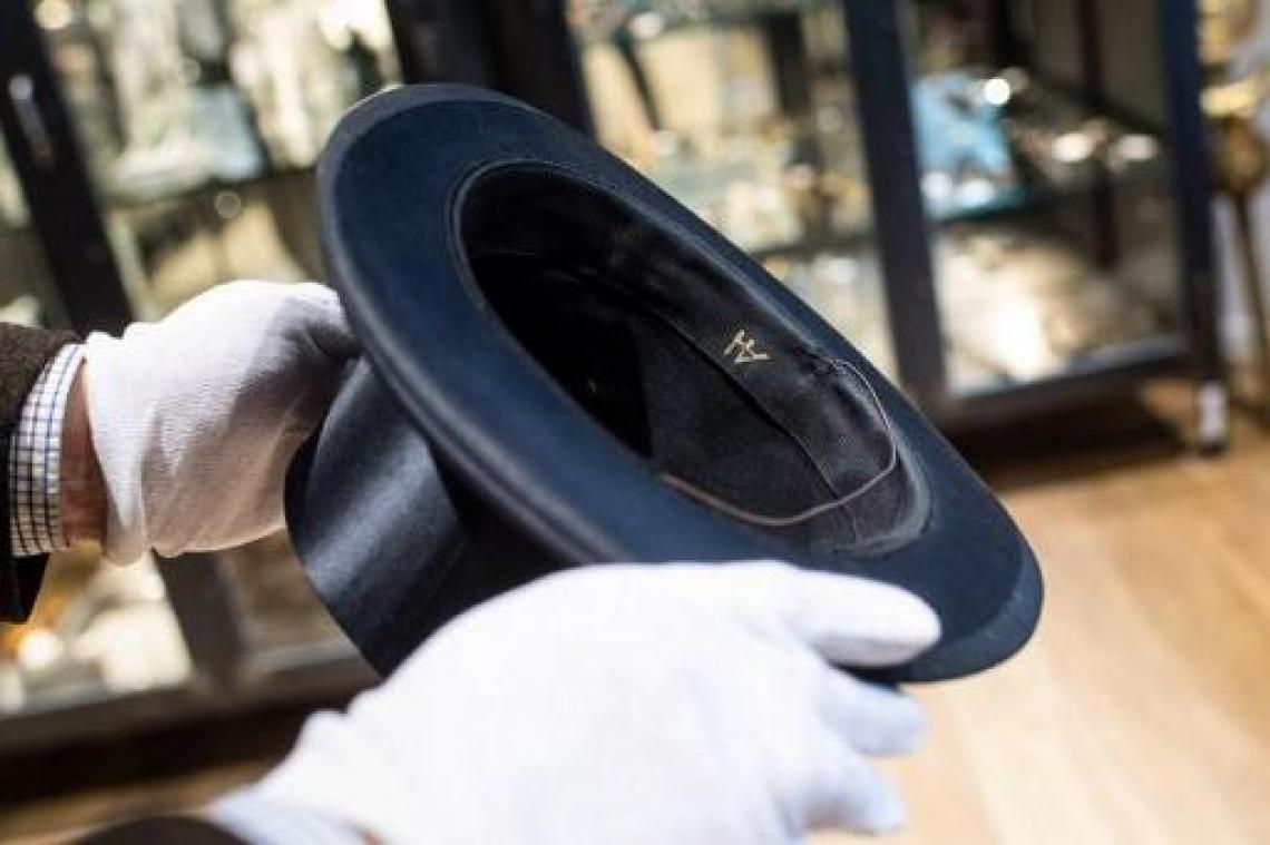 Zwitserse ondernemer koopt Hitler-spullen zodat ze niet in de foute handen terechtkomen