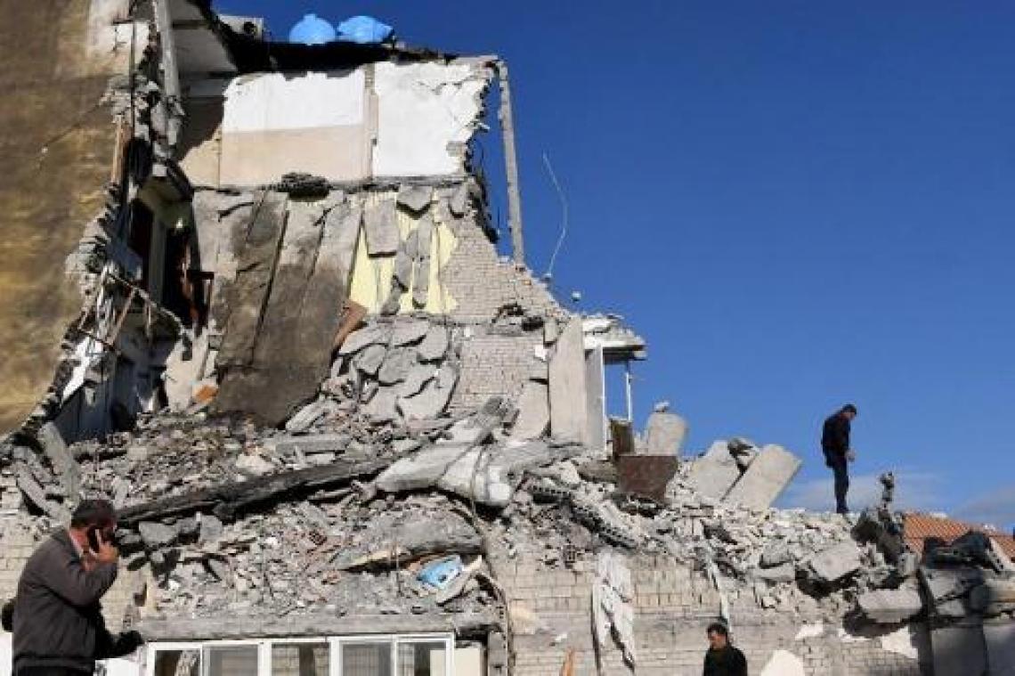 Dodental na aardbeving in Albanië loopt op tot zes, honderden gewonden