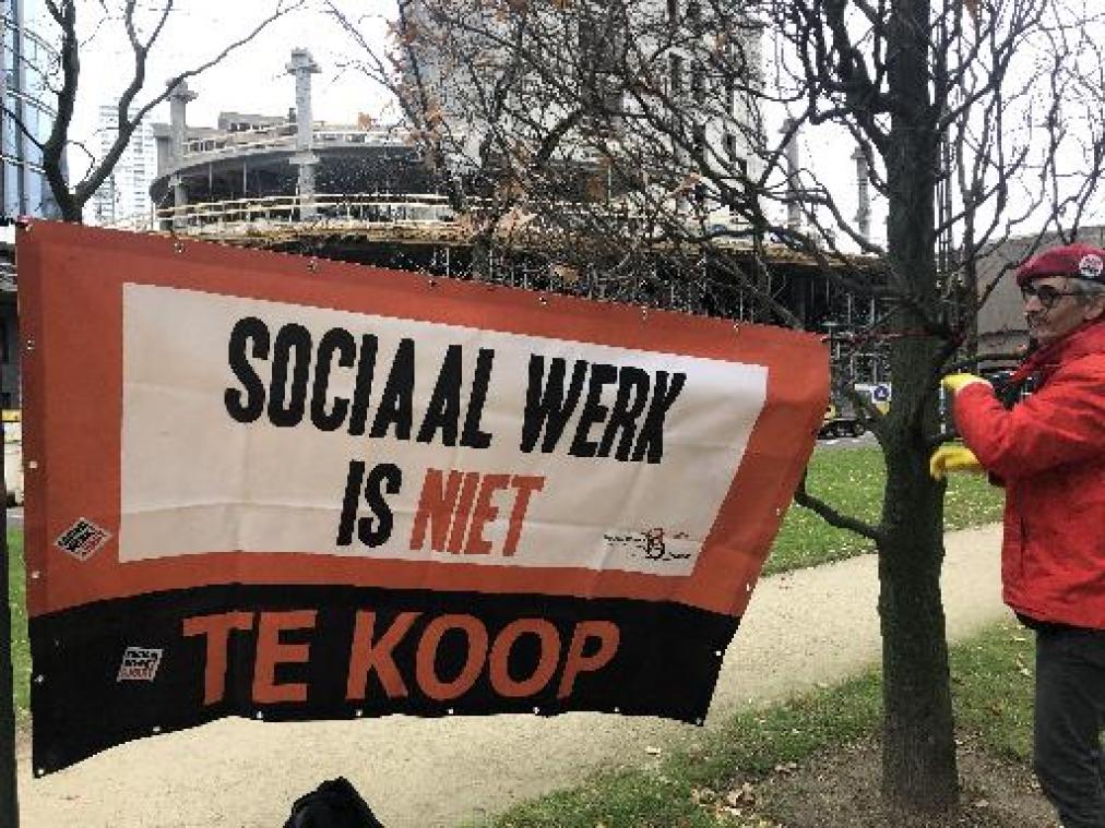 Sociale sector uit onvrede over besparingen aan kabinet Vlaams minister Beke