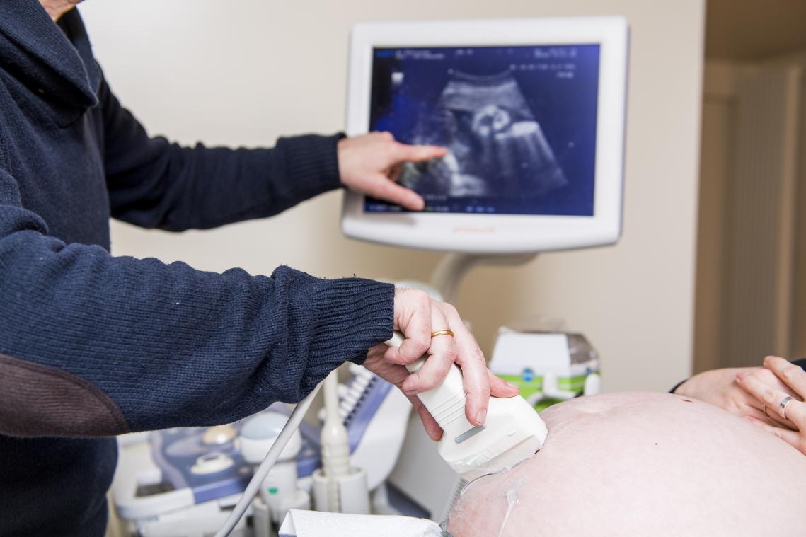 BIZAR. Zwangere vrouw beschaamd nadat ze orgasme krijgt bij gynaecoloog