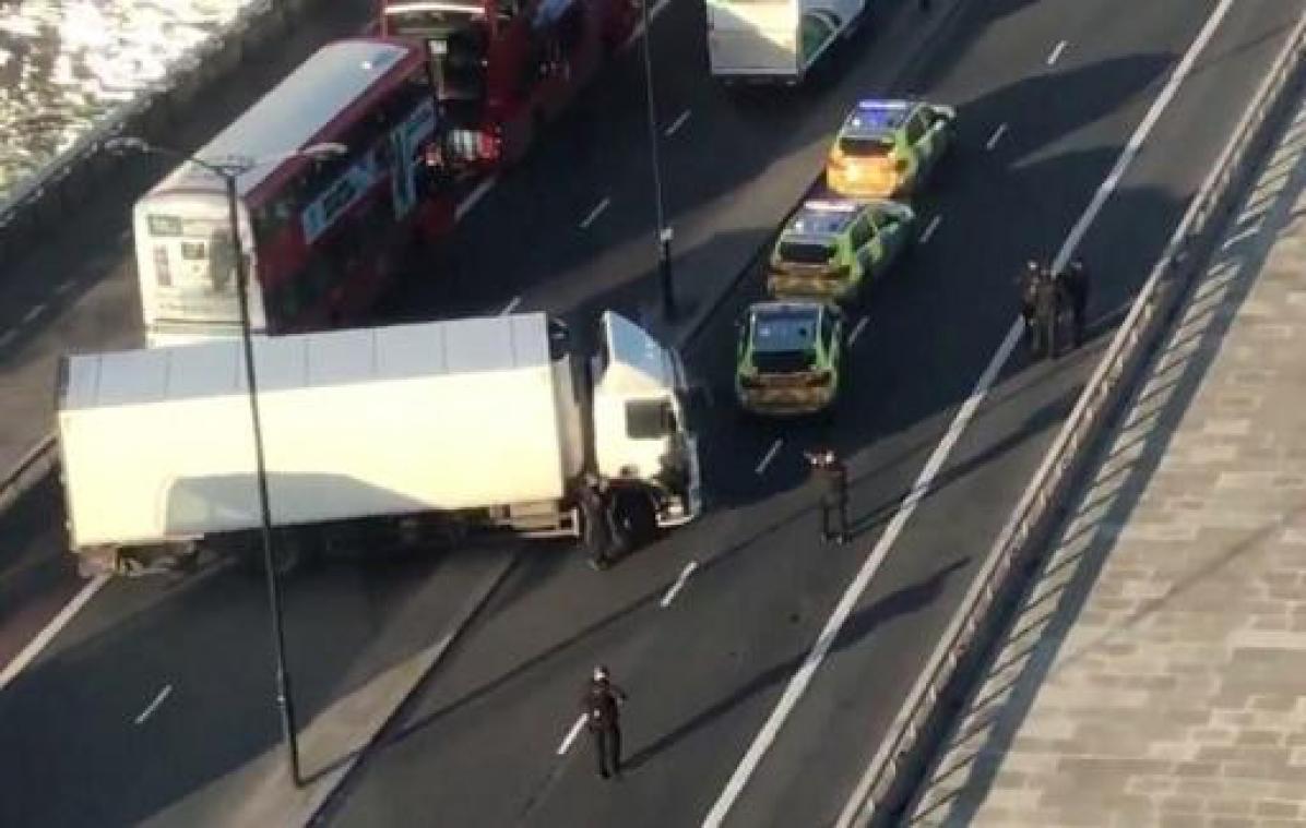 Verdachte steekpartij in Londen overleden, politie gaat uit van terreurdaad