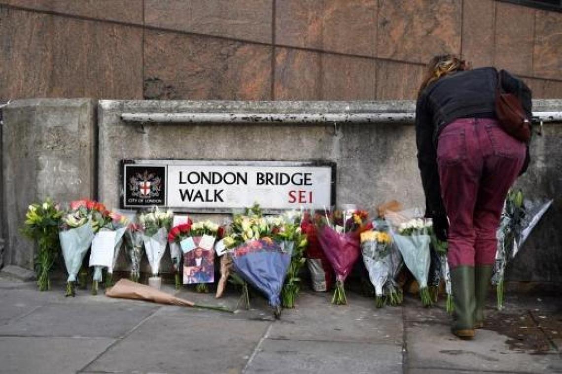 Tientallen terroristen worden opnieuw onder de loep genomen na dodelijke steekpartij in Londen