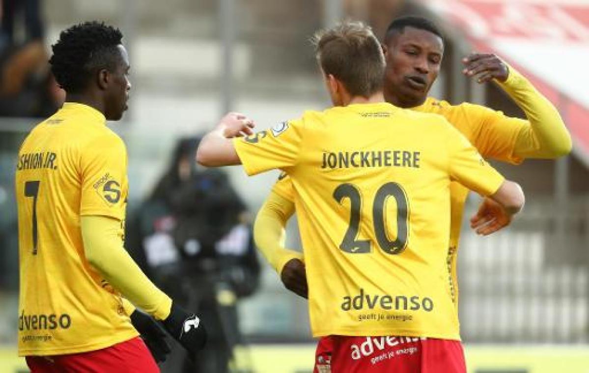 Anderlecht, met heroptredende Kompany, verliest spektakelstuk bij KV Oostende