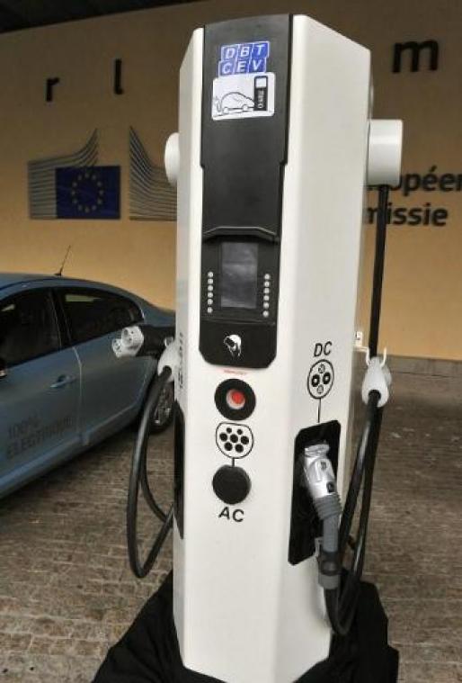 Brussel telt 35 publieke laadpalen extra tegen einde van de winter