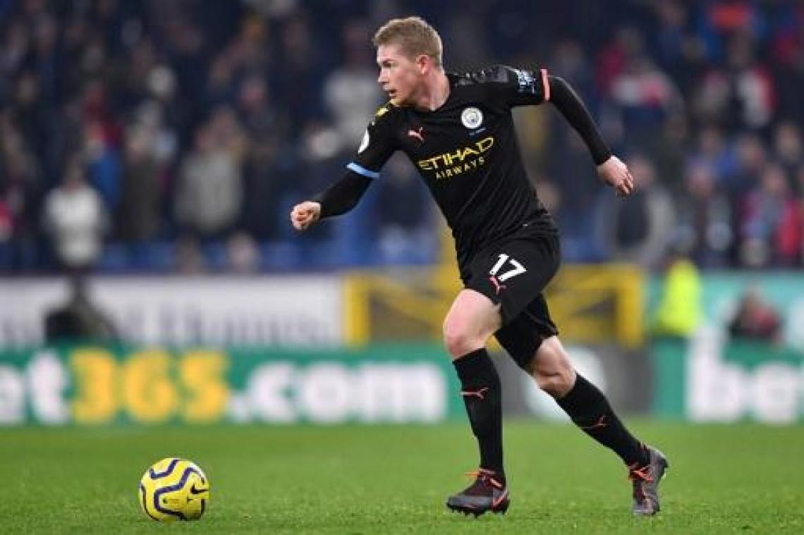 Belgen in het buitenland - De Bruyne wint met Manchester City vlot op Burnley, Denayer verliest met Lyon