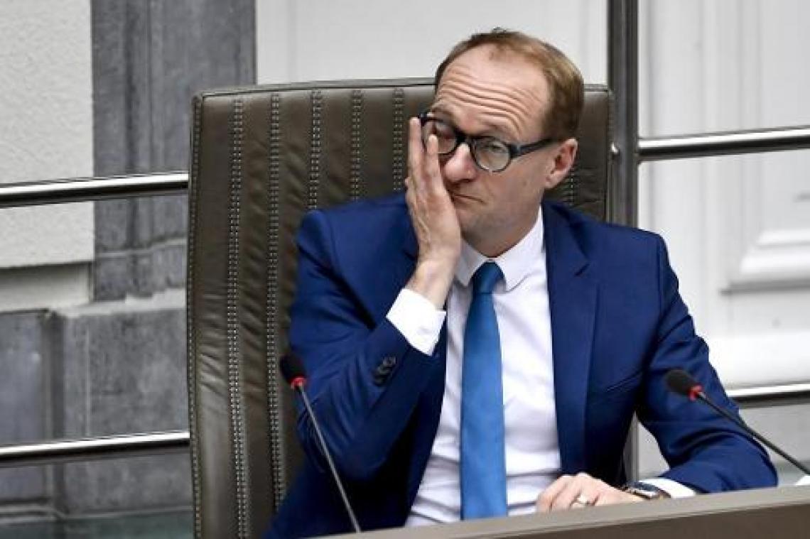 Onderwijs luidt alarmbel over besparingen