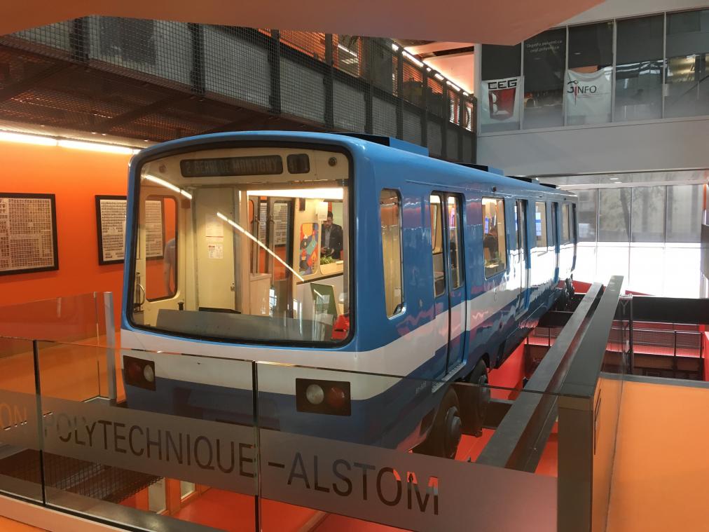 Studenten transformeren metrostel naar een oase van rust