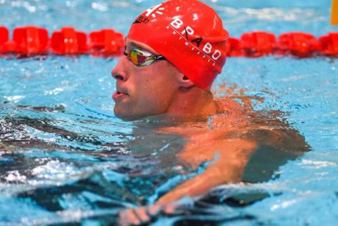Pieter Timmers rukt met Belgisch record op naar EK-finale 50m vrij