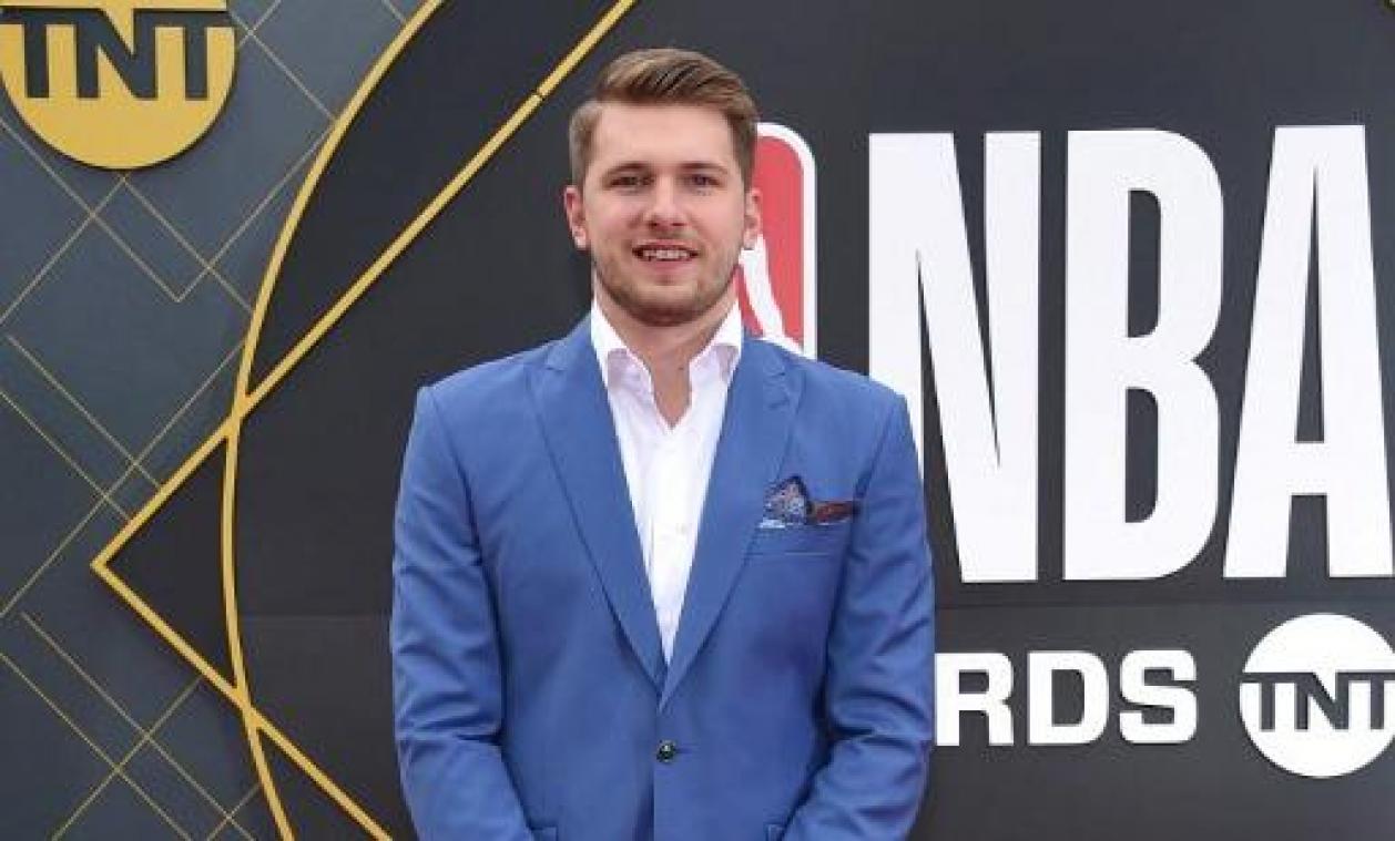 NBA-sensatie Luka Doncic breekt record van Michael Jordan