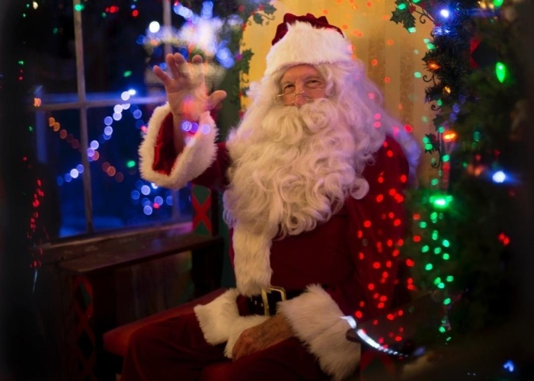 Dit is waarom de kerstman door de schoorsteen komt