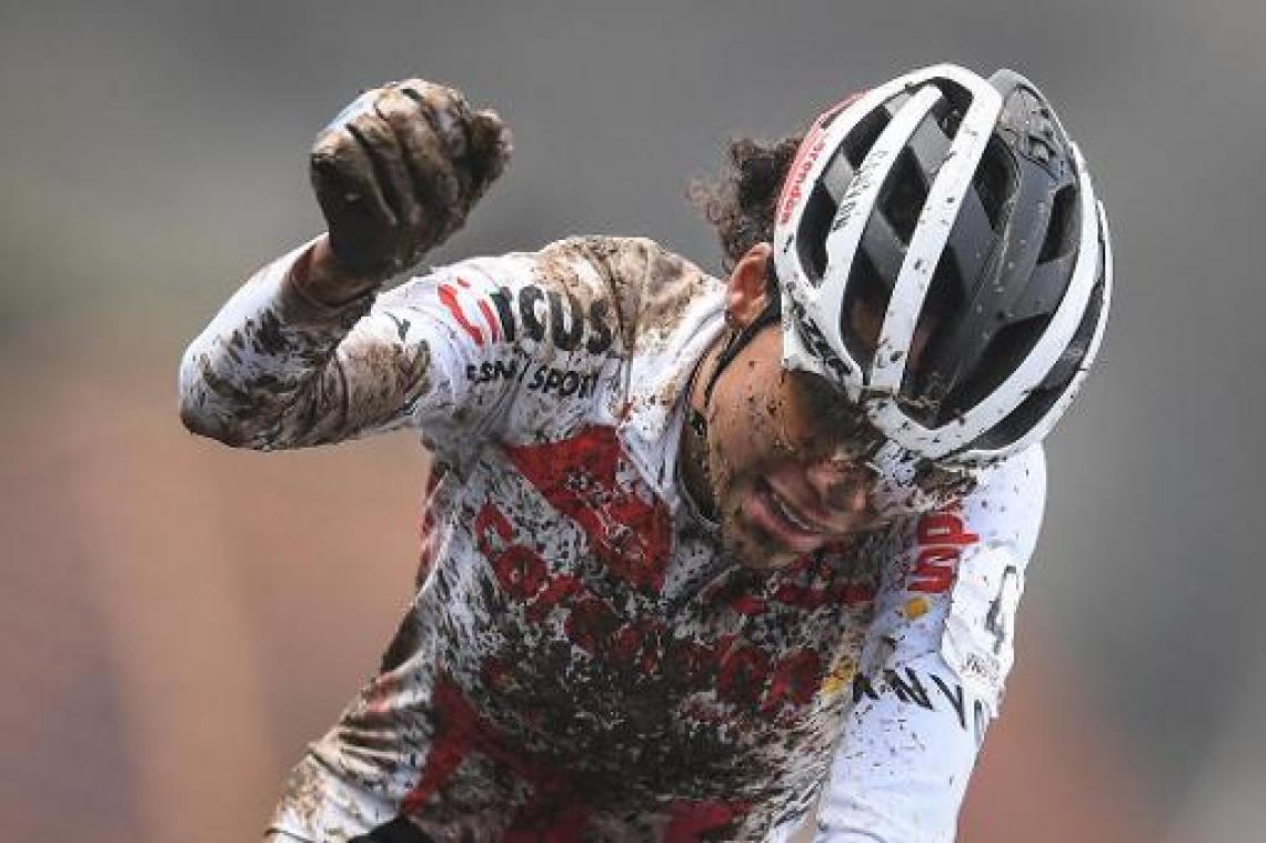 Alvarado triomfeert in glijpartij op DVV Trofee Ronse