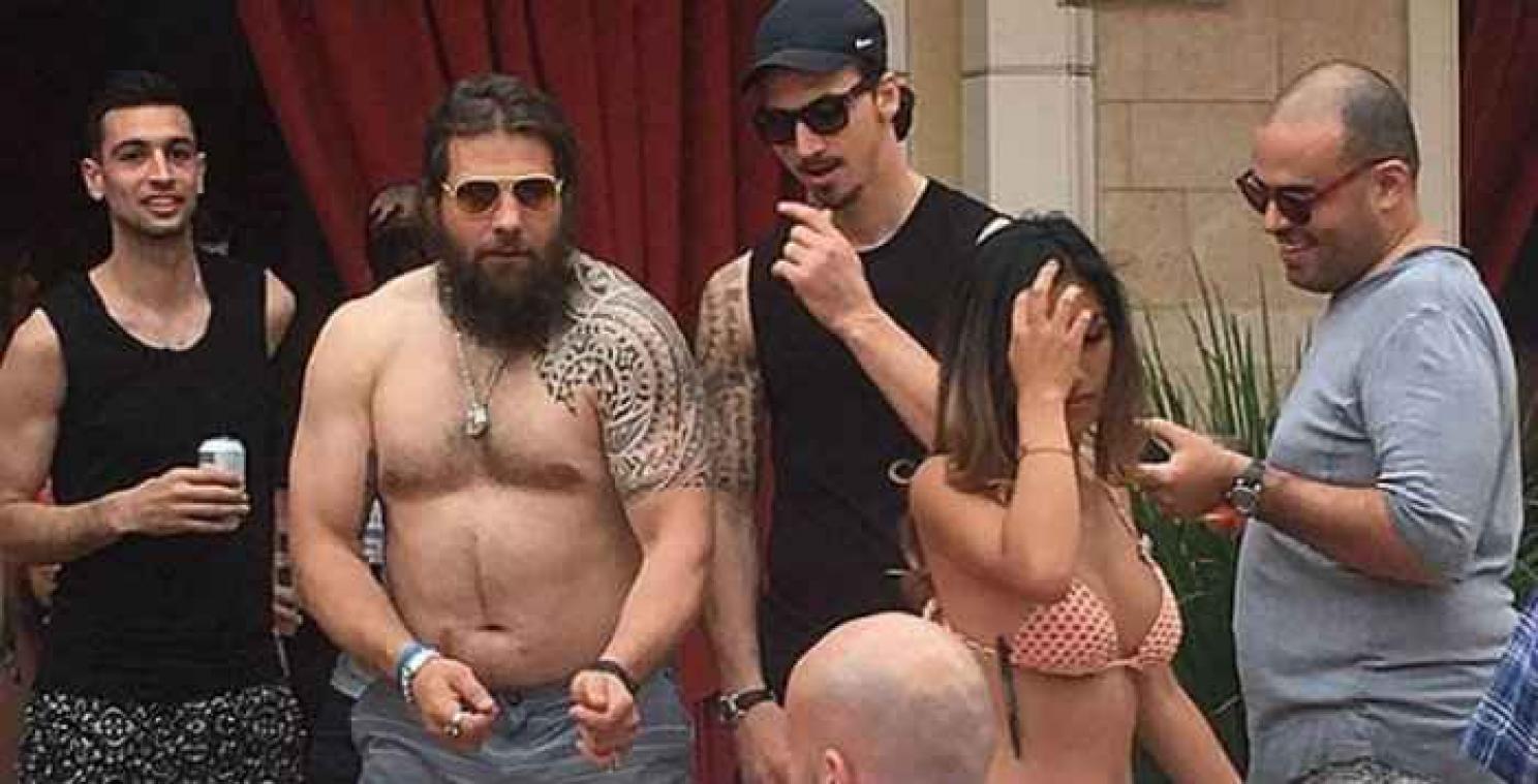 Rugbyspeler geschorst na feestje met Zlatan
