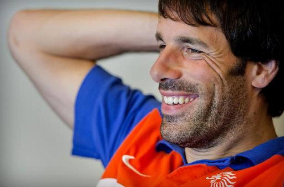 Nederlands bondscoach Koeman versterkt staf met Stekelenburg en Van Nistelrooij