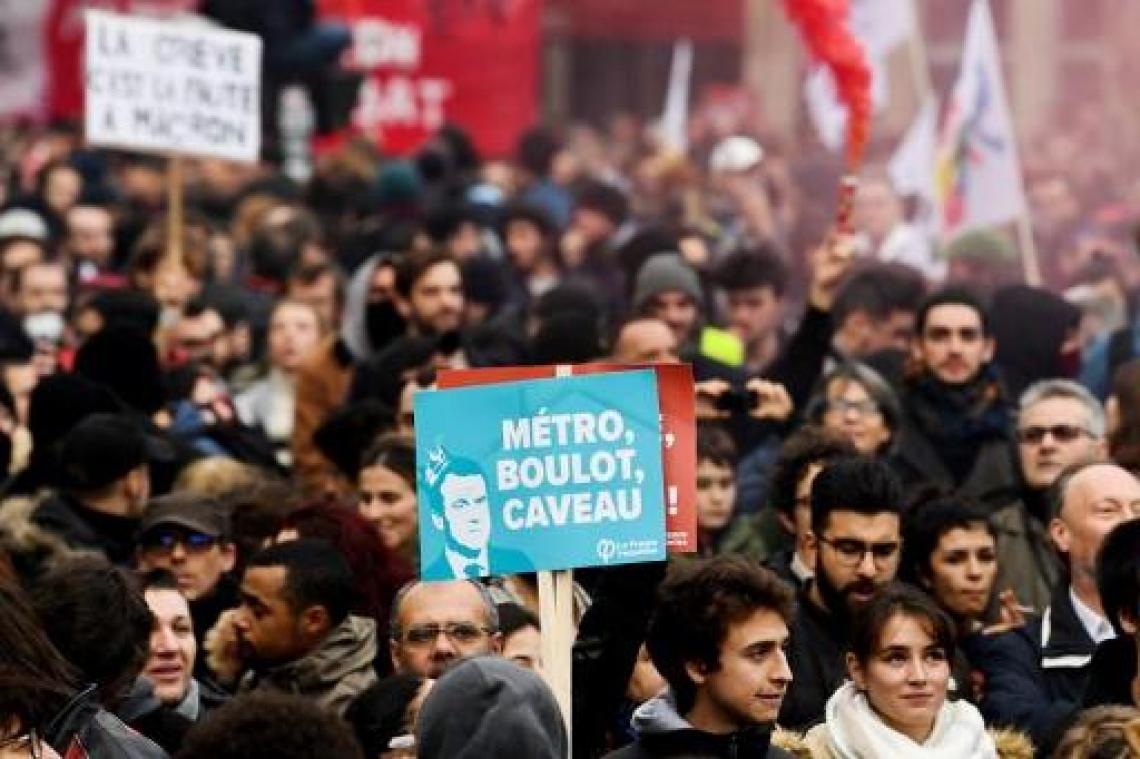Vakbonden komen eensgezind op straat om Franse regering te doen toegeven