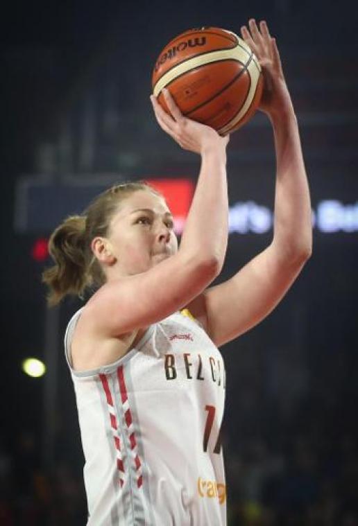 Emma Meesseman en Ekaterinburg dienen Castors Braine stevige nederlaag toe