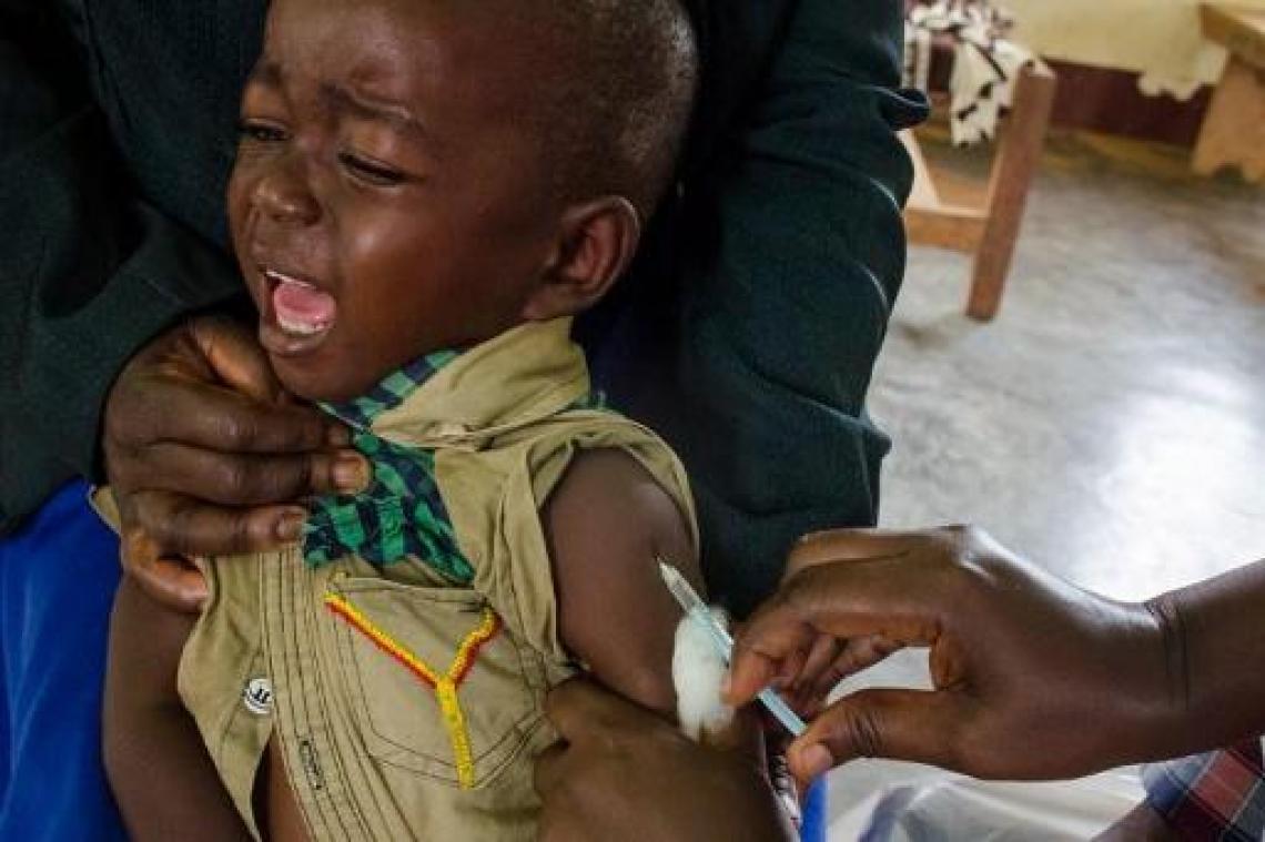 'Grootste mazelenepidemie ter wereld raakt niet onder controle in Congo'