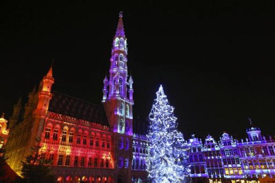 Zorgpersoneel protesteert op Brusselse Grote Markt tegen onderfinanciering