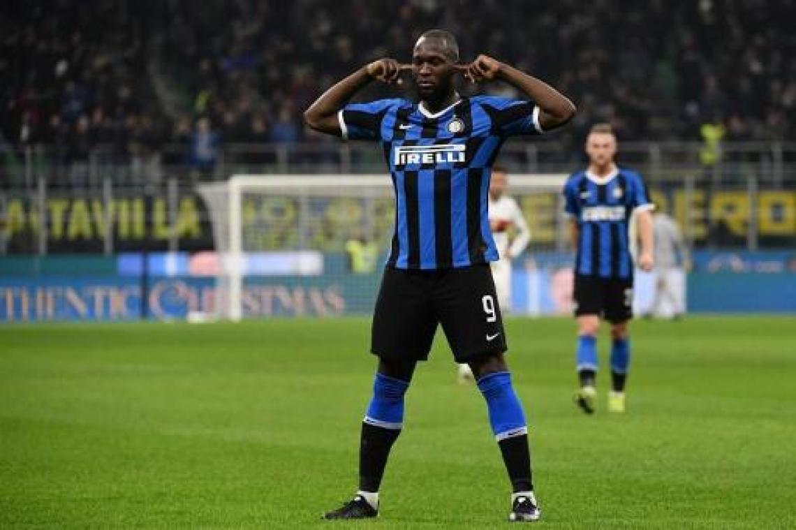 Belgen in het buitenland - Twee goals en een assist van Lukaku helpen Inter voorbij Genoa
