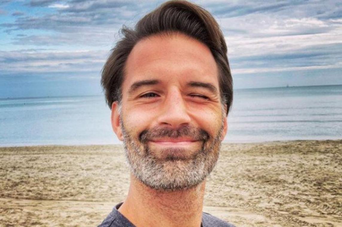 Sean Dhondt scheert na 10 jaar zijn baard af en dat ziet er ZO uit