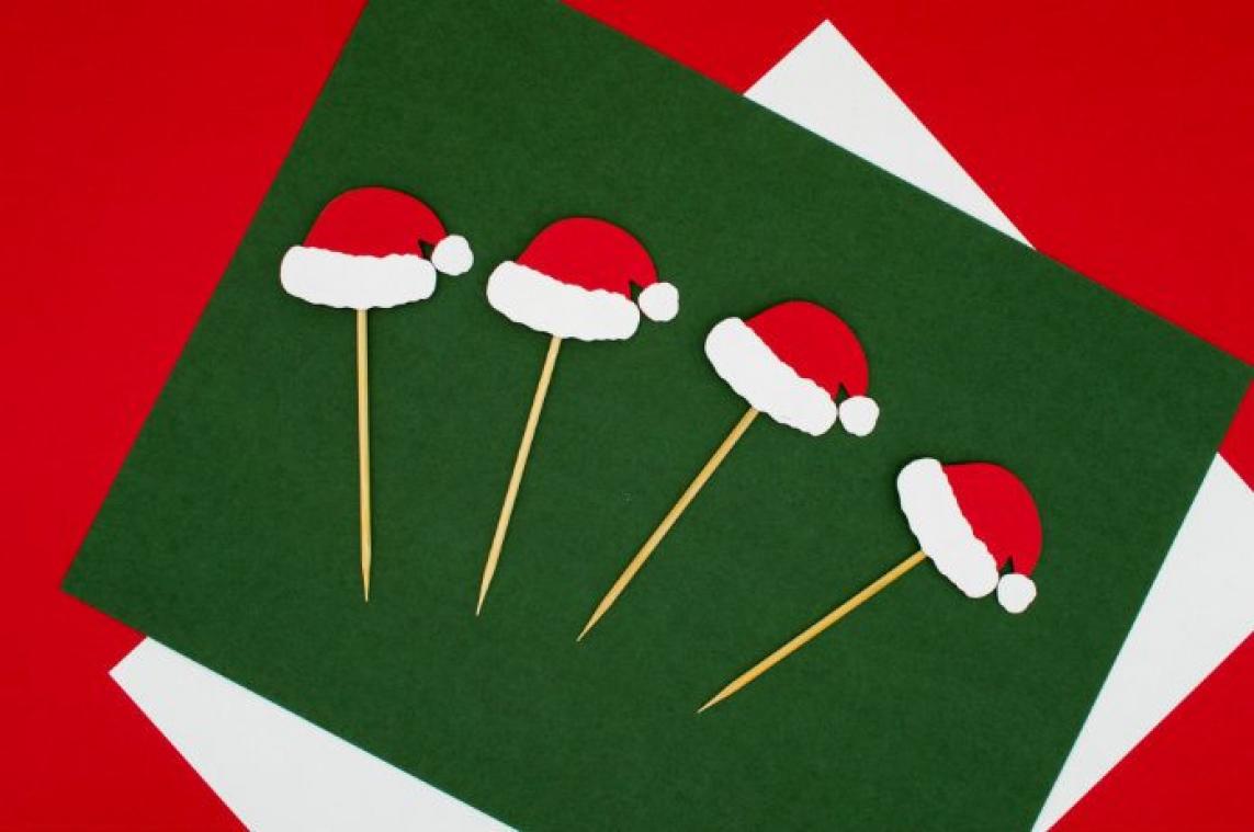 BIZAR. Meisje vindt noodoproep in doosje kerstkaarten