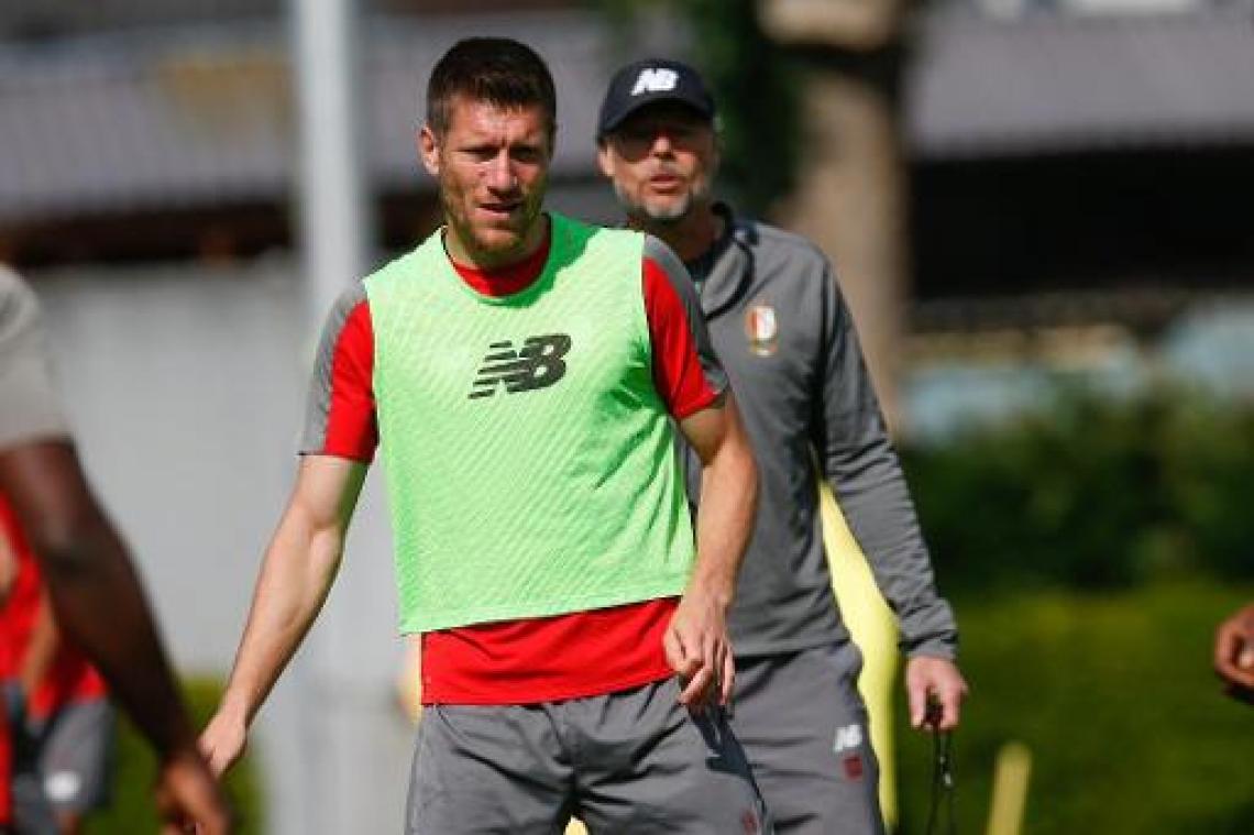 Standard ontbindt contract van Pocognoli