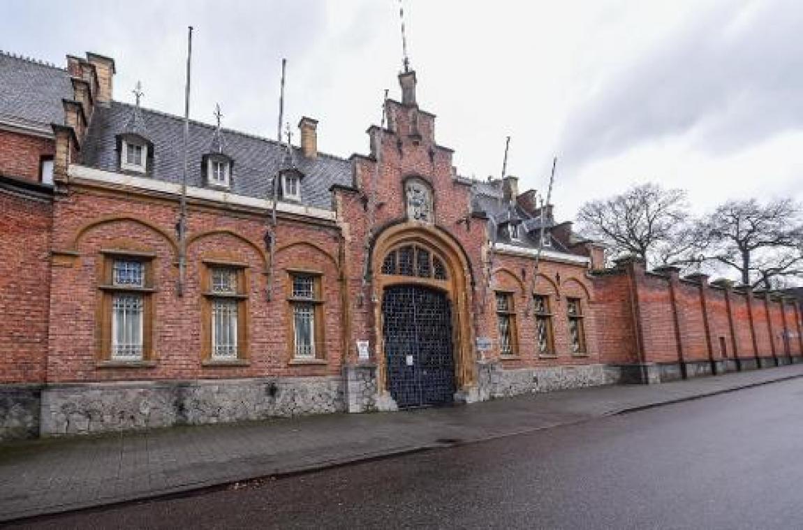 Ontsnapping gevangenis Turnhout: voortvluchtige gevat in Nederland