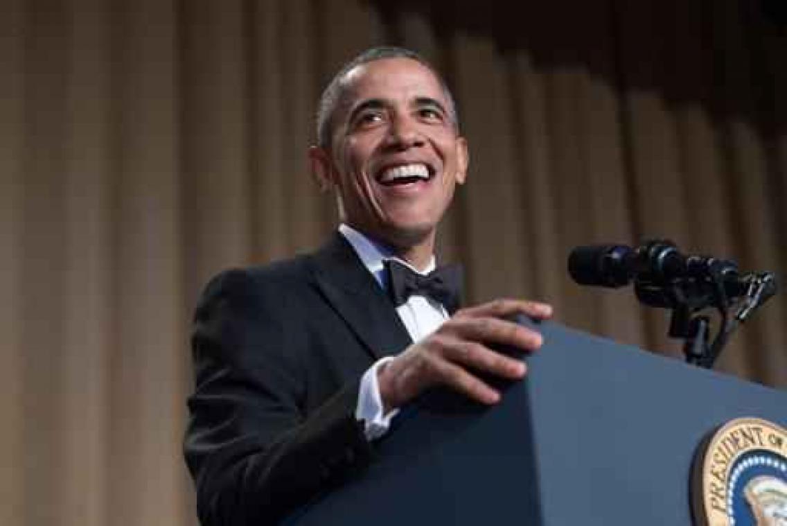 Obama krijgt een laatste keer de lachers op de hand tijdens persdiner Witte Huis