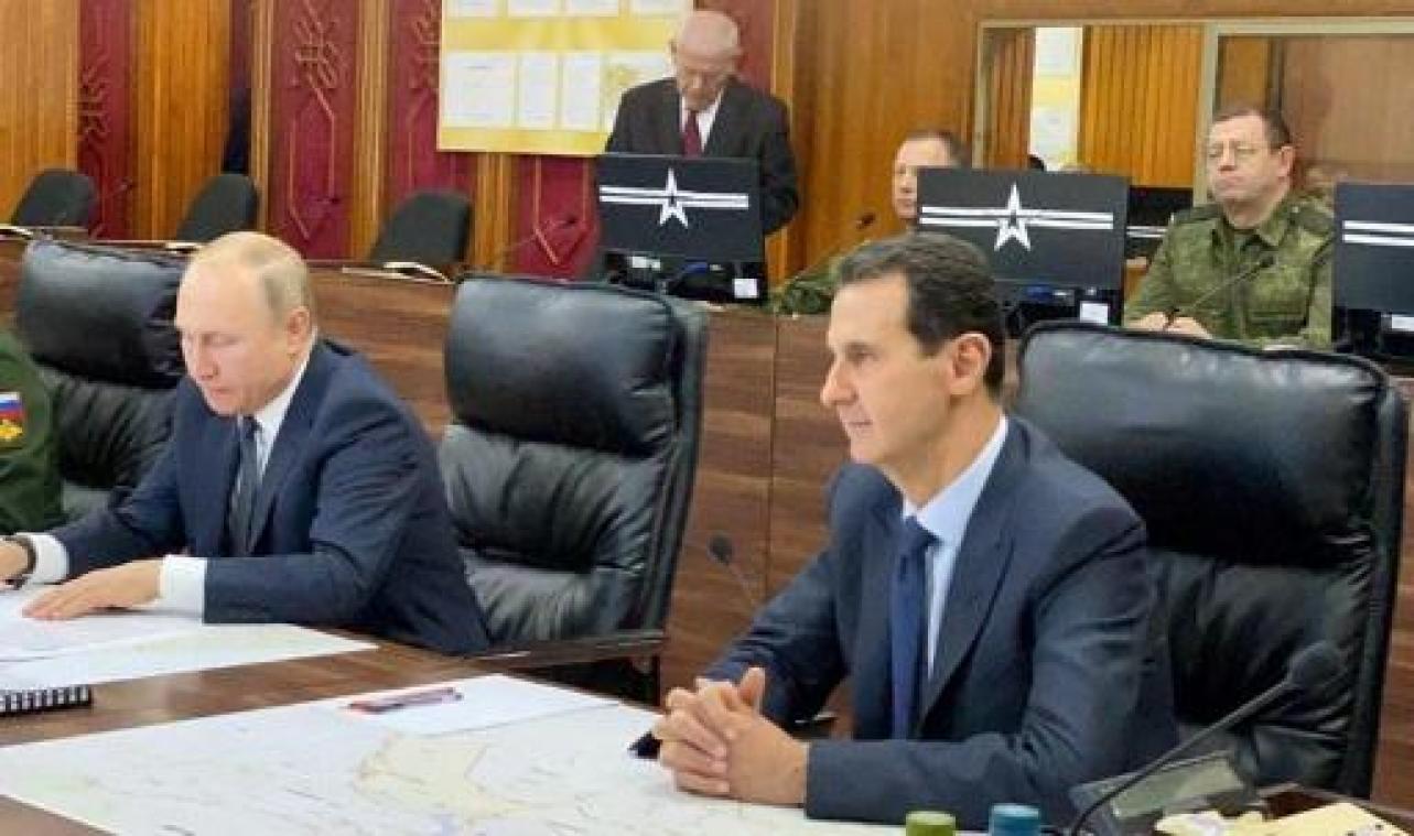 Poetin ontmoet Assad tijdens verrassingsbezoek aan Syrië