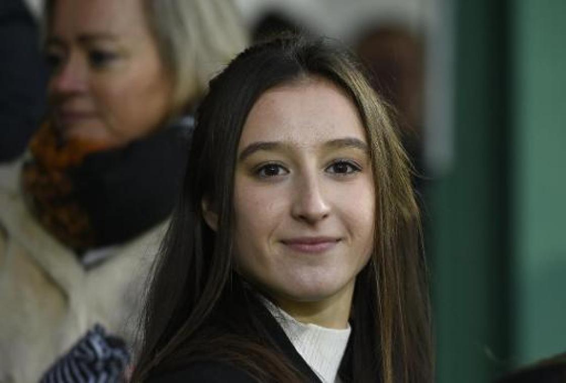 Nina Derwael moet jongeren helpen stoppen met gsm'en achter het stuur