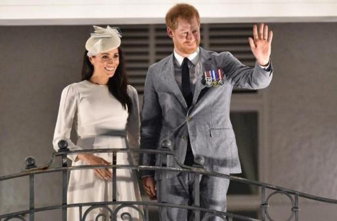 Britse prins Harry en zijn vrouw Meghan zetten stap opzij als vooraanstaande royals
