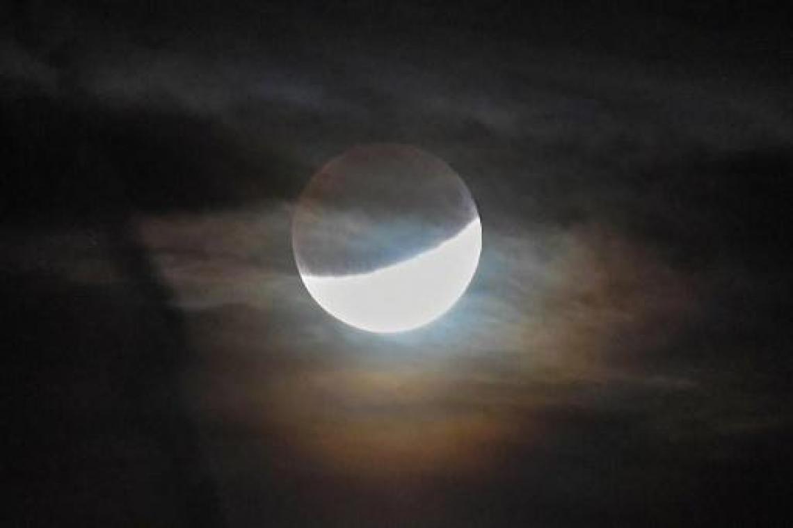 Morgenavond gedeeltelijke maansverduistering
