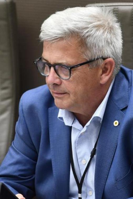 Klacht Kris Van Dijck tegen P-Magazine grotendeels gegrond