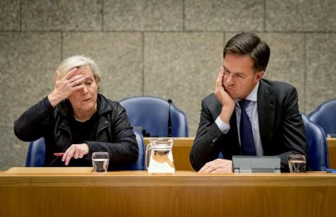 Nederlandse minister van Defensie: "Toestel bij Teheran waarschijnlijk neergeschoten"