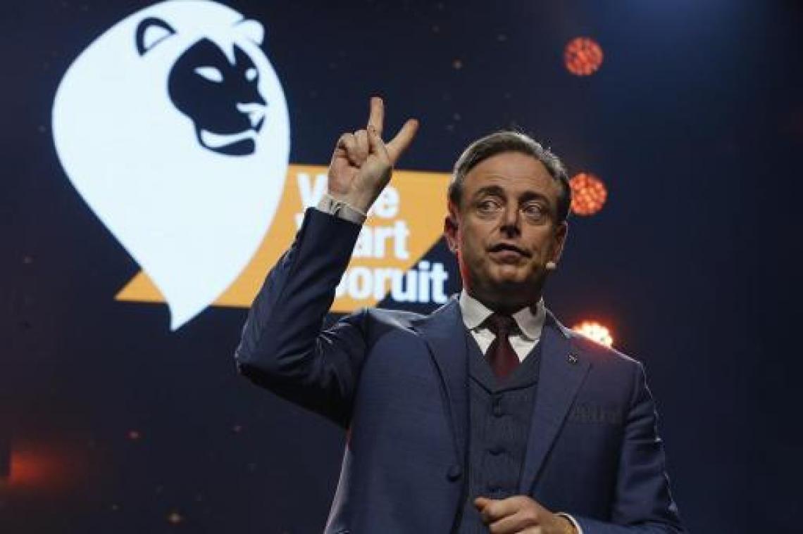 Federale formatie - De Wever pleit voor sterk sociaal beleid en verhoging laagste pensioenen