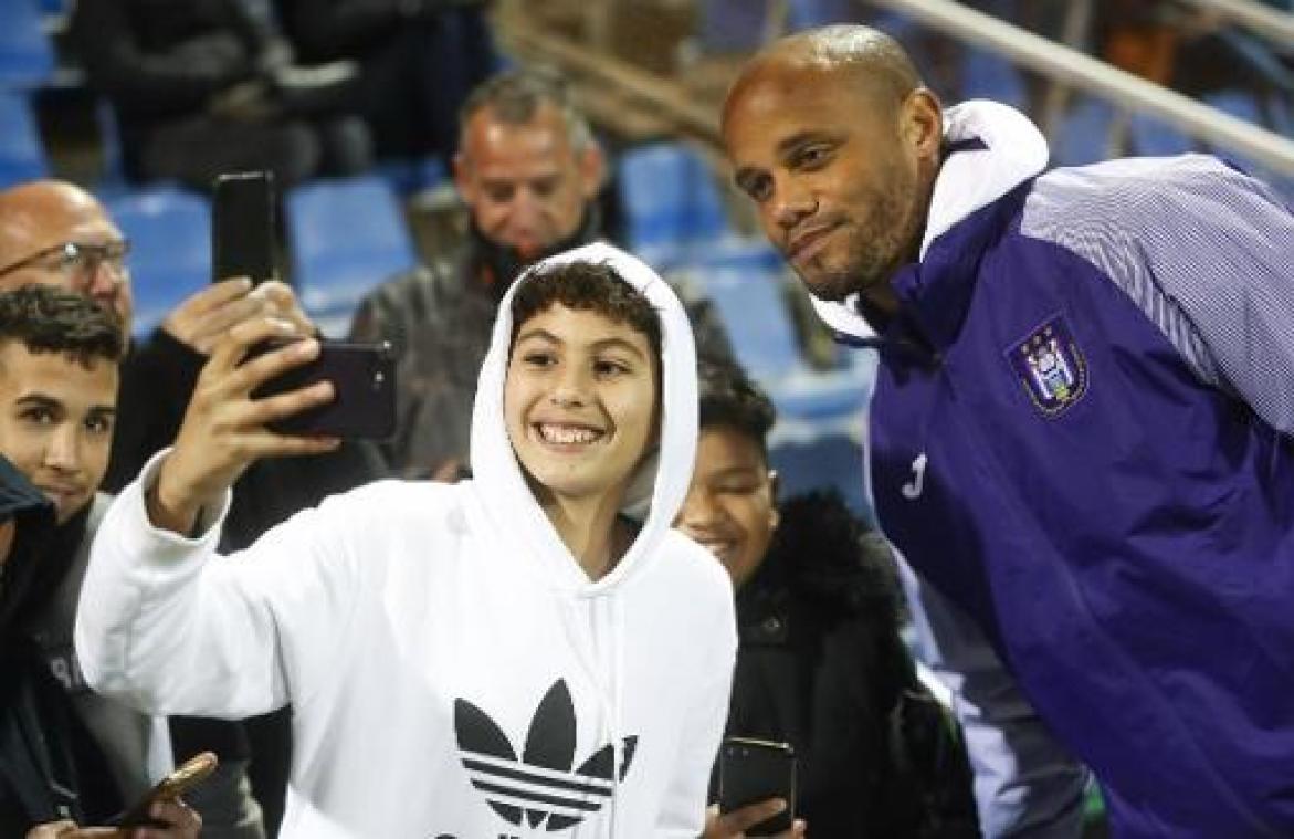 Engelse schrijvende pers huldigt Vincent Kompany