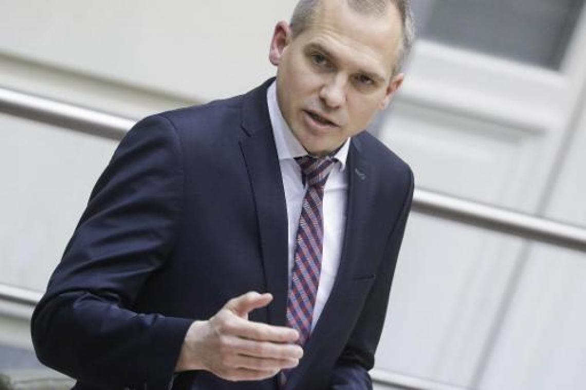 Minister Diependaele waarschuwt voor valse controleurs van rookmelders