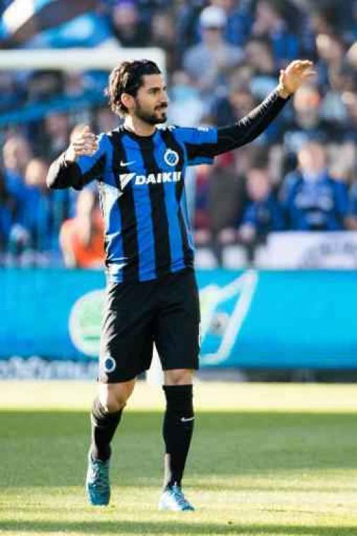 Jupiler Pro League - Club Brugge blijft alleen leider na vlotte zege tegen Genk