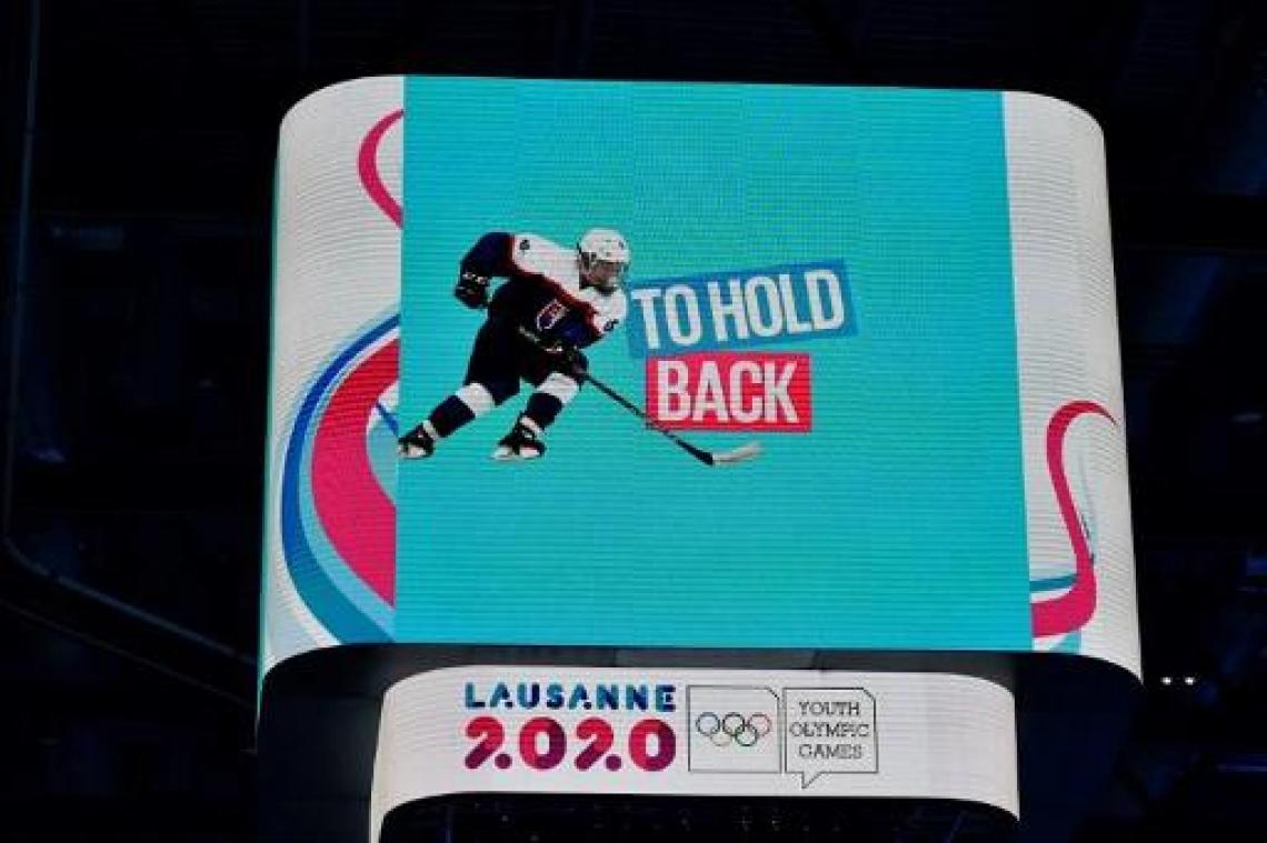 Anke Steeno verovert goud in ijshockey op Jeugd Olympische Winterspelen