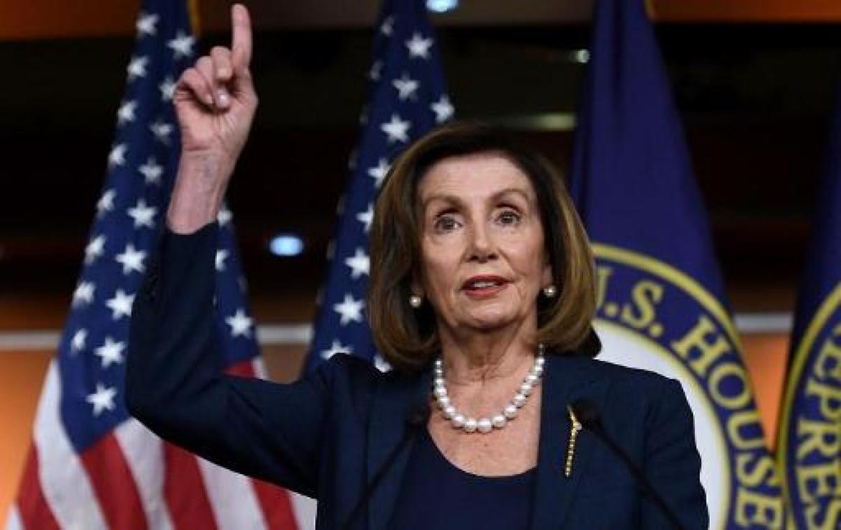 Huis-voorzitster Pelosi eist opnieuw getuigen in afzettingsproces-Trump