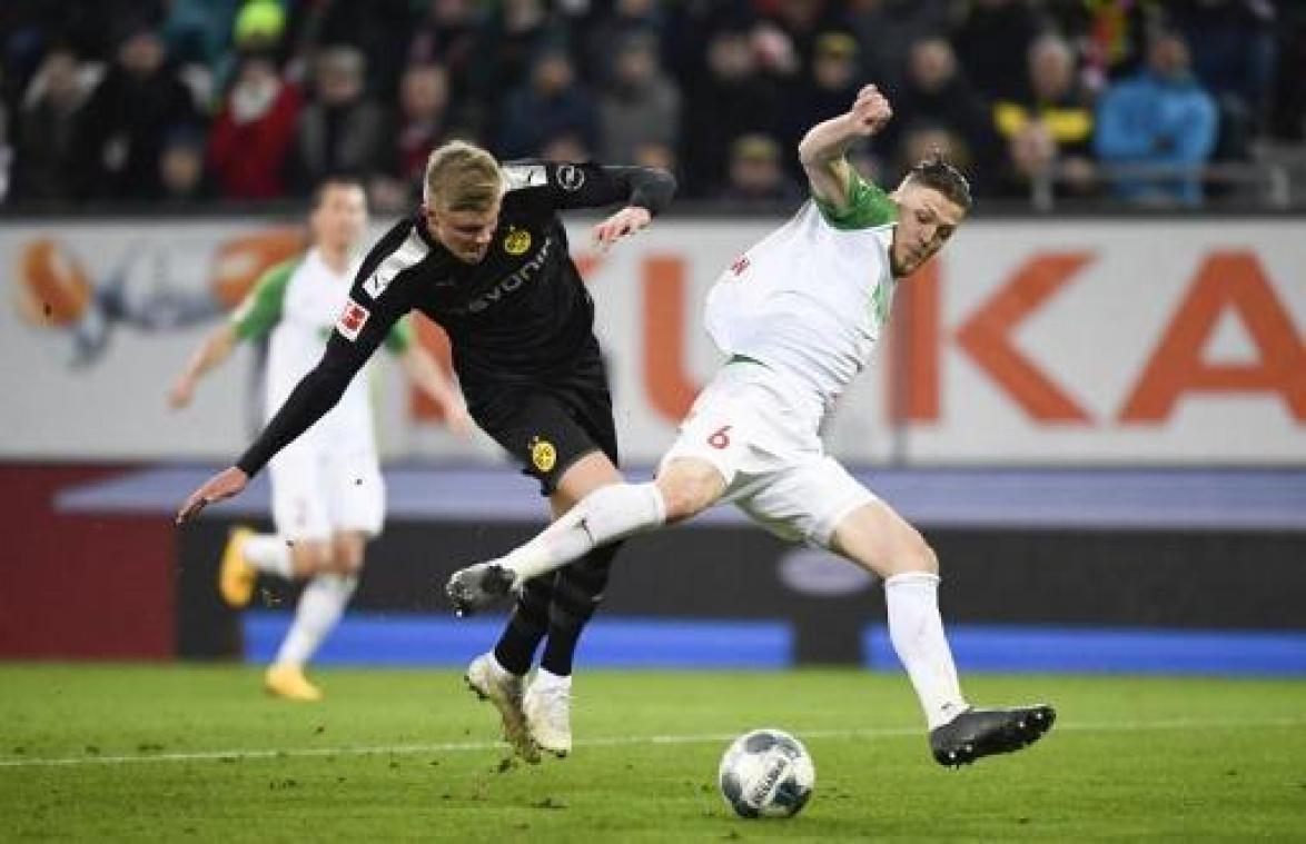 Håland bezorgt Dortmund zege bij zijn debuut met hattrick, Hazard geeft twee assists