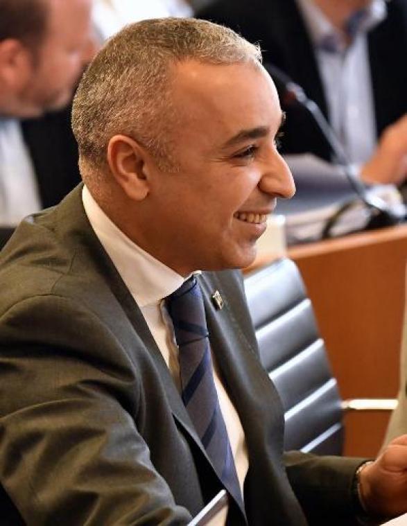 Emin Özkara nam al lang geen deel meer aan fractievergaderingen