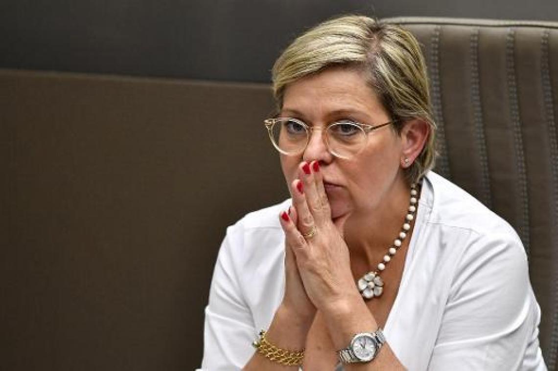 "Vlaamse regering stort VRT in chaos"