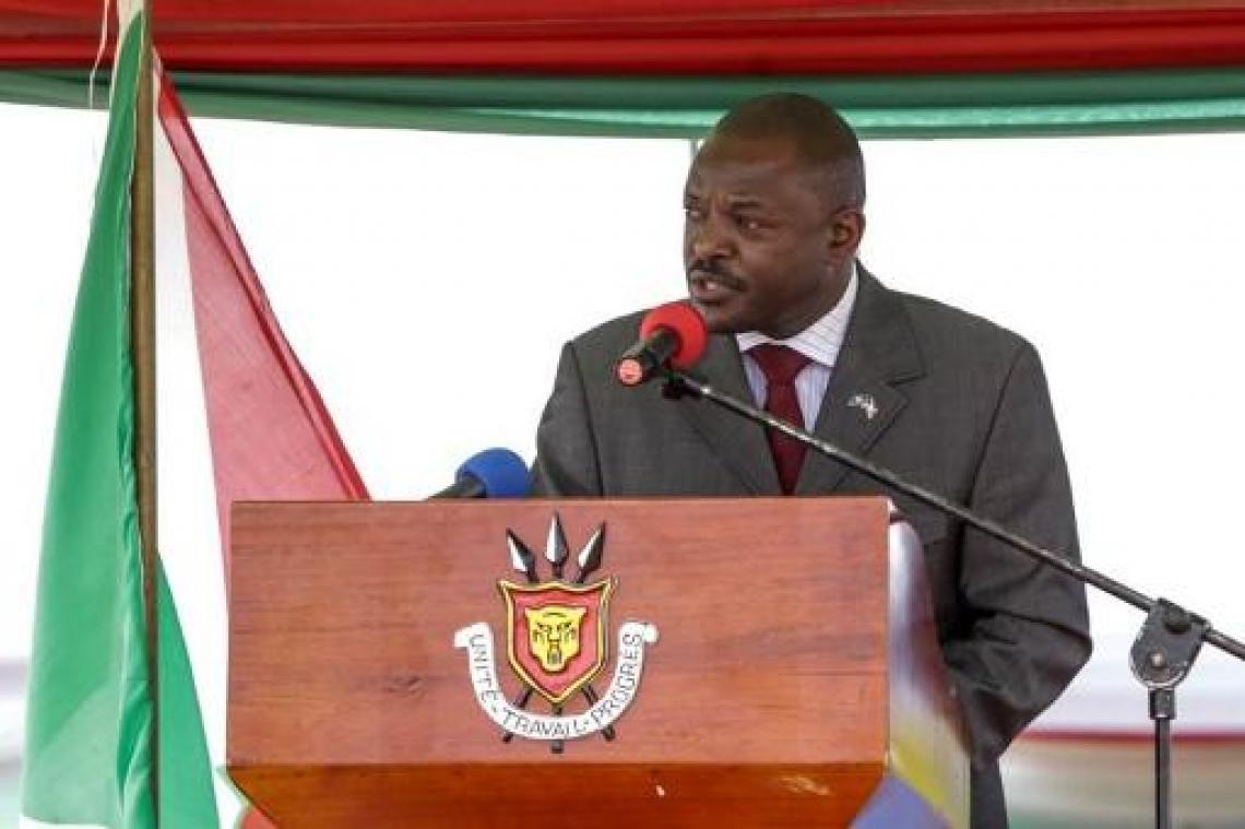 Uittredend president van Burundi krijgt villa en half miljoen euro