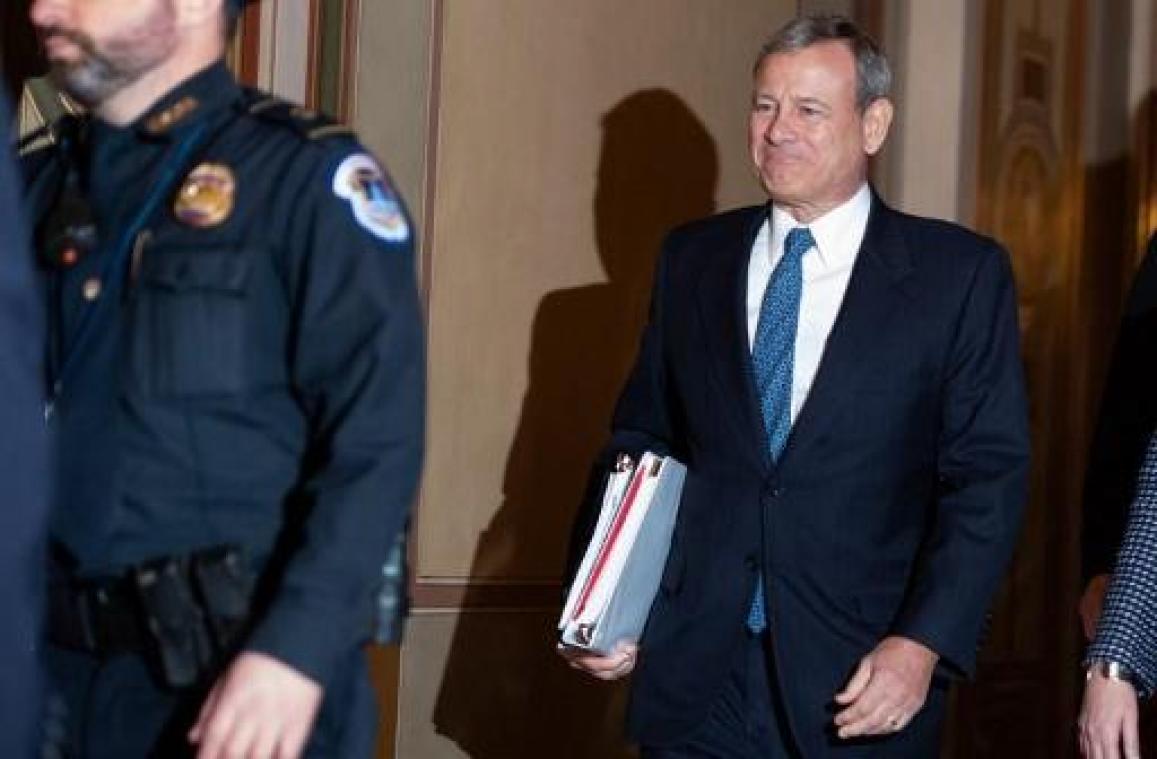 Opperrechter Roberts zat acht uur na proces-Trump alweer in Hooggerechtshof