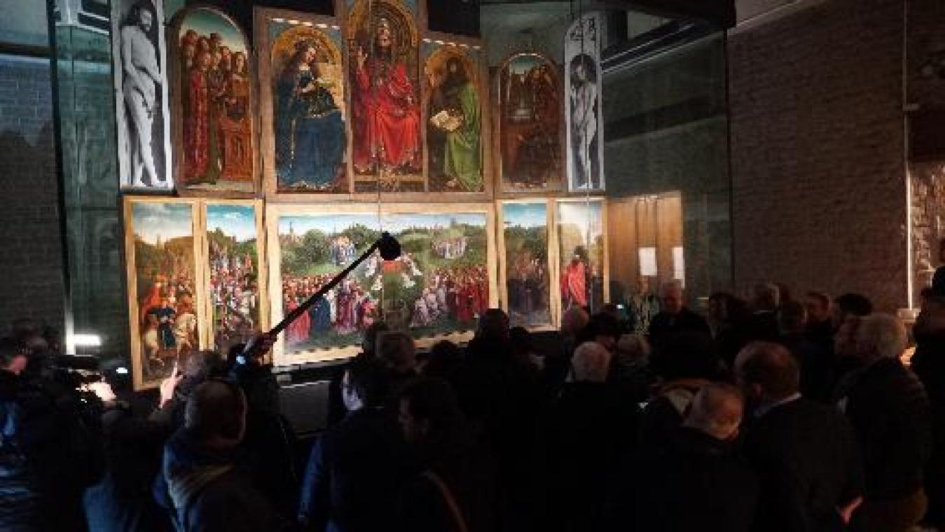 Sint-Baafskathedraal onthult gerestaureerd meesterwerk 'Lam Gods'