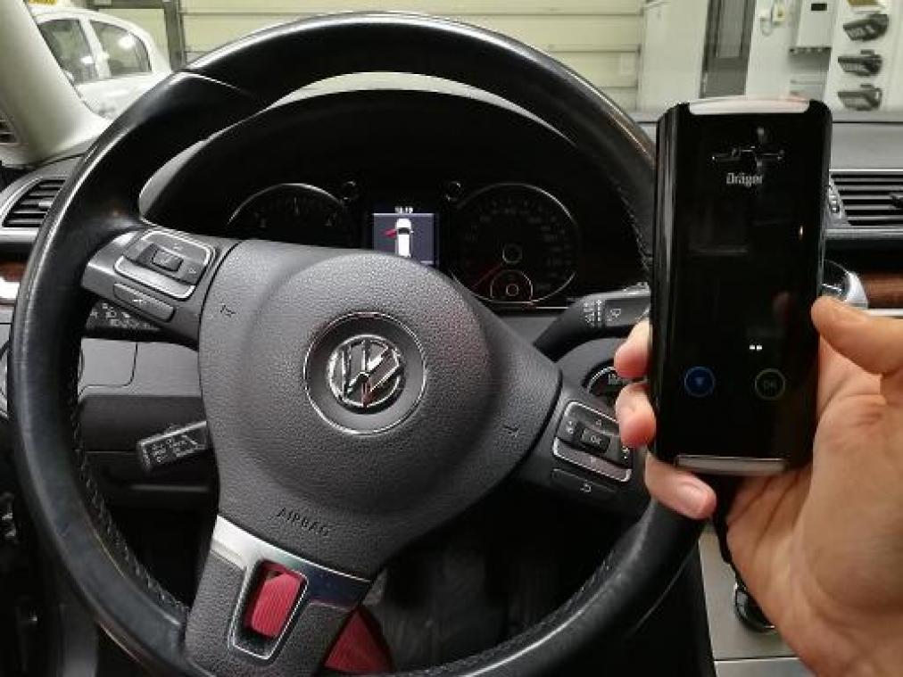 Duitse verzekeraars: standaard een alcoholslot in nieuwe auto's