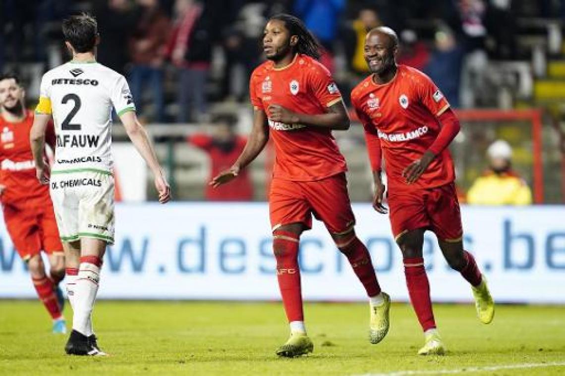 Jupiler Pro League - Antwerp verslaat Zulte Waregem