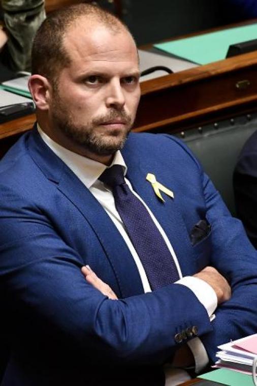 Francken waarschuwt voor druk op opvangsysteem door langere asielprocedure in Wallonië
