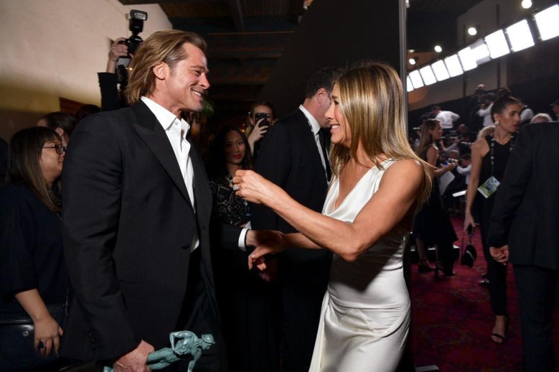 "Brad Pitt en Jennifer Aniston blazen romance nieuw leven in"