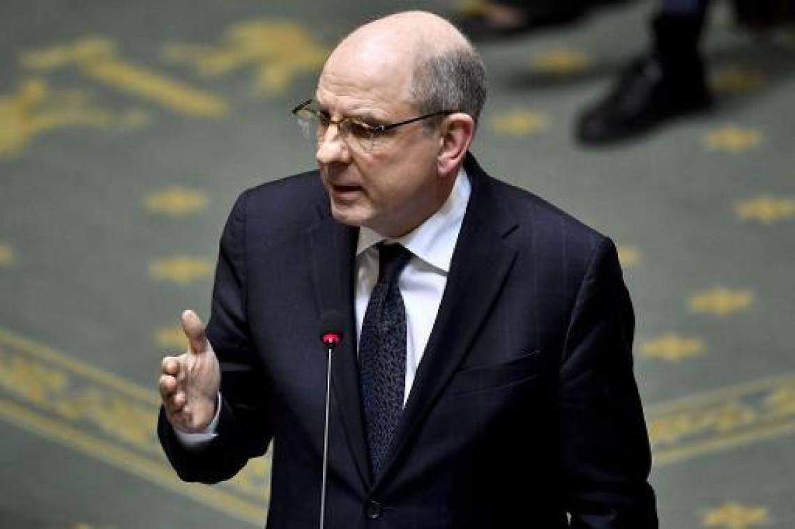 Staking gevangenissen: Geens misnoegd over "desinformatie"